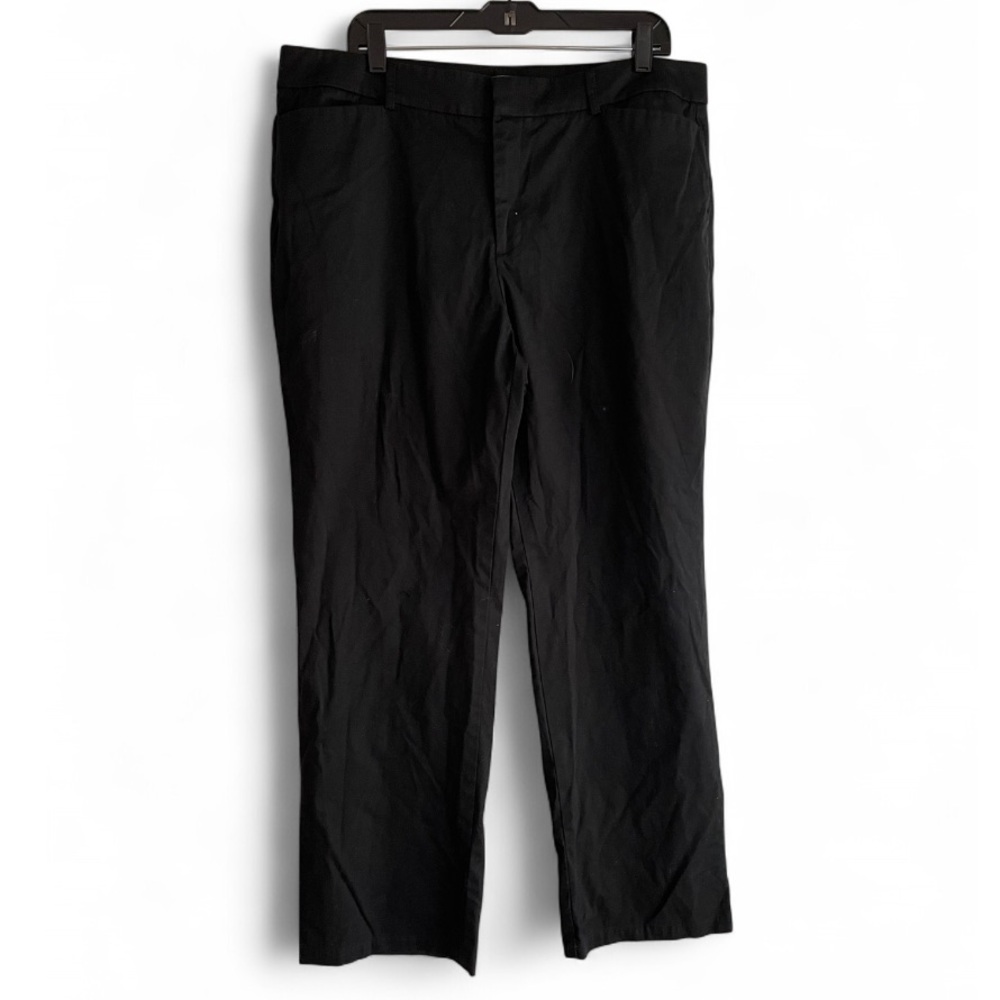 Dockers Women’s Flat Front Straight Leg Black Pants Size 18